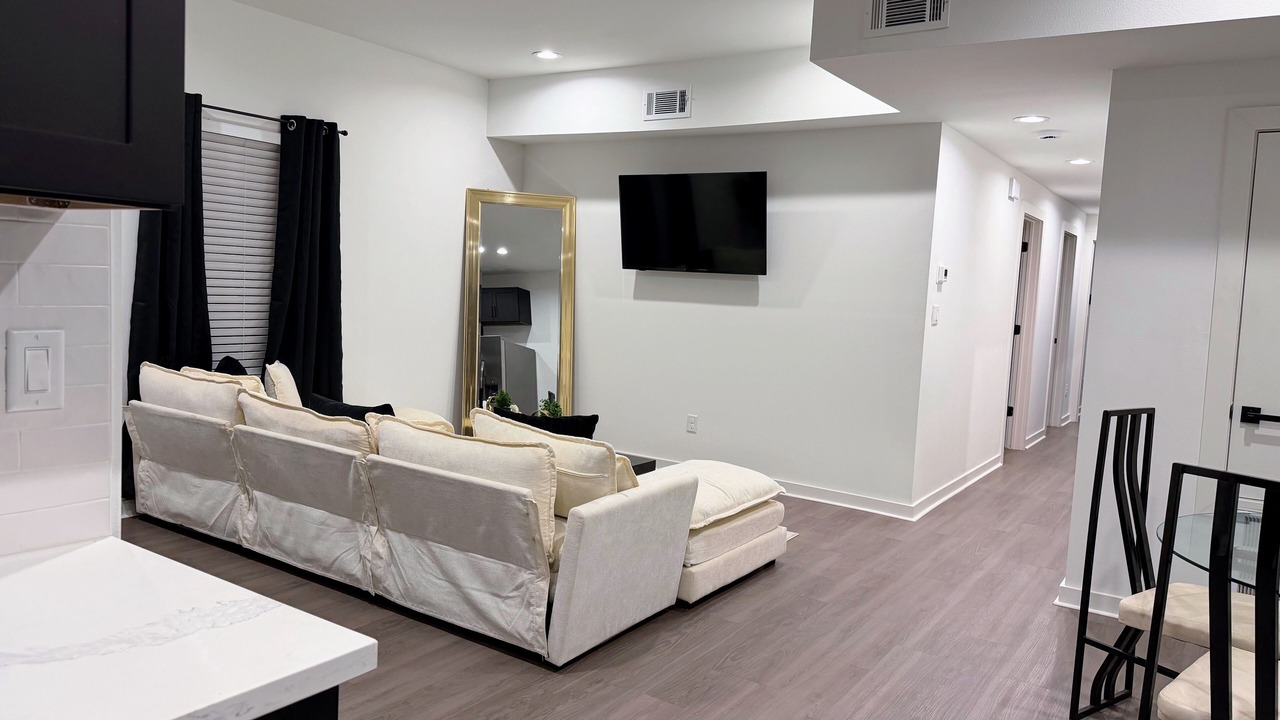 Photo of Livingroom in Houston