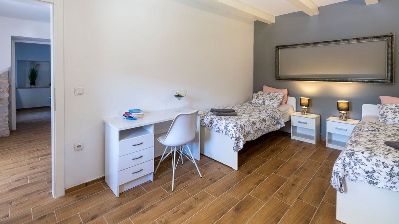 Photo of Bedroom in Gajana