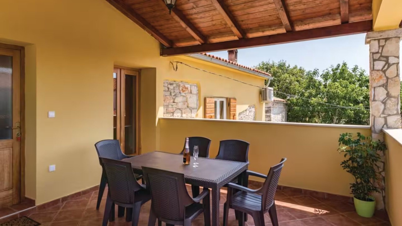Photo of Outdoor in Gajana