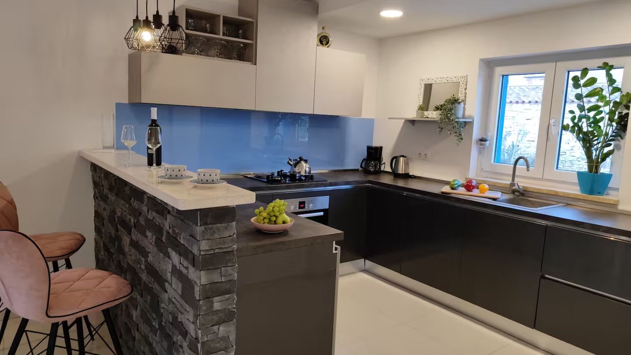 Photo of Kitchen in Gajana