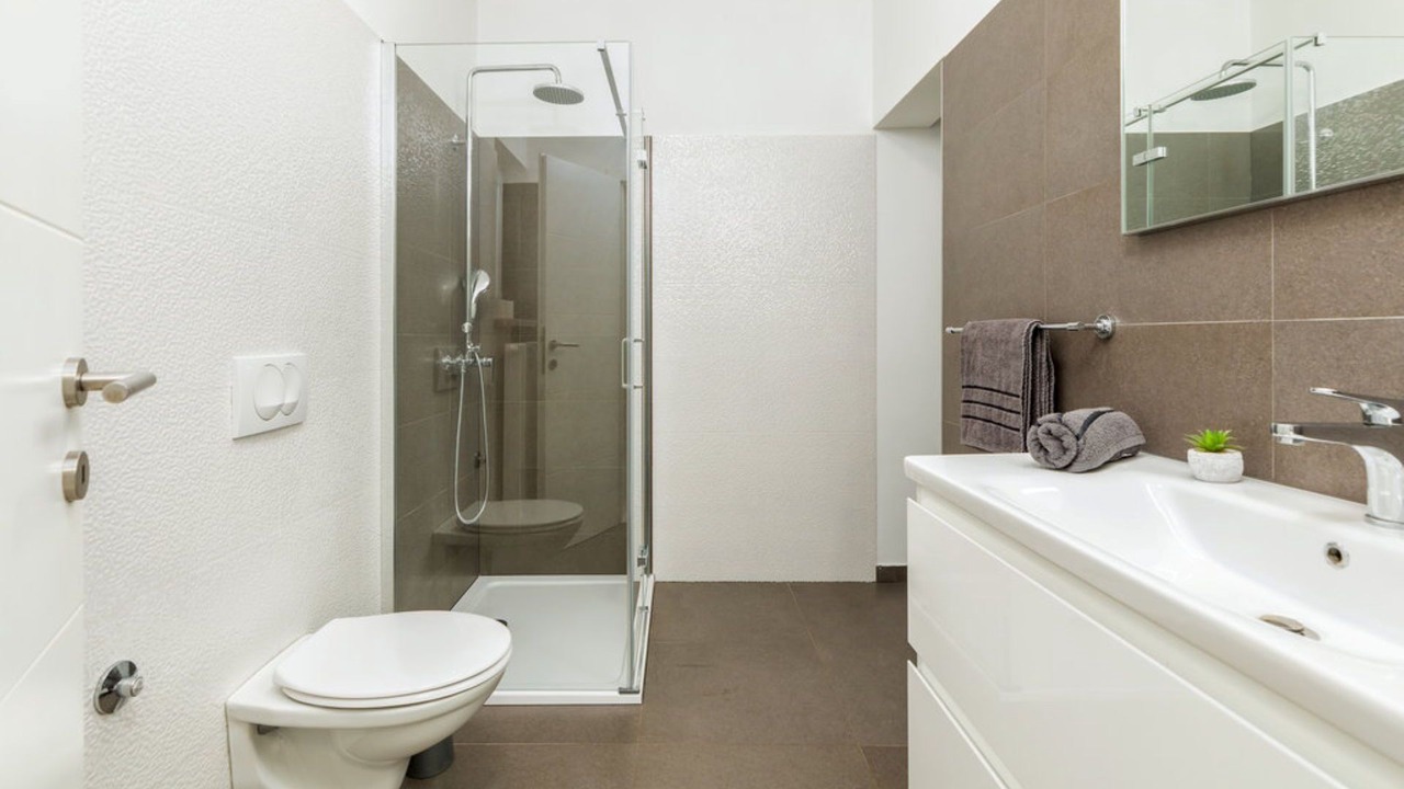 Photo of Bathroom in Gajana