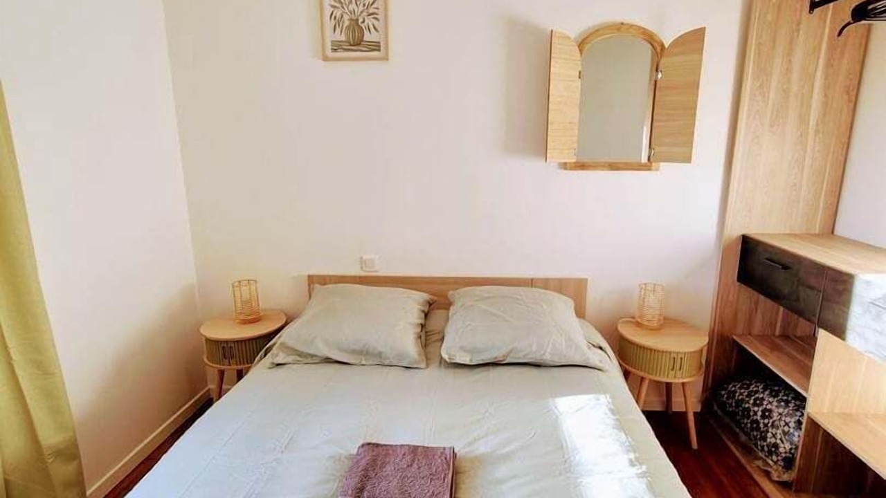 Photo of Bedroom in Saint-Amand-sur-Sevre