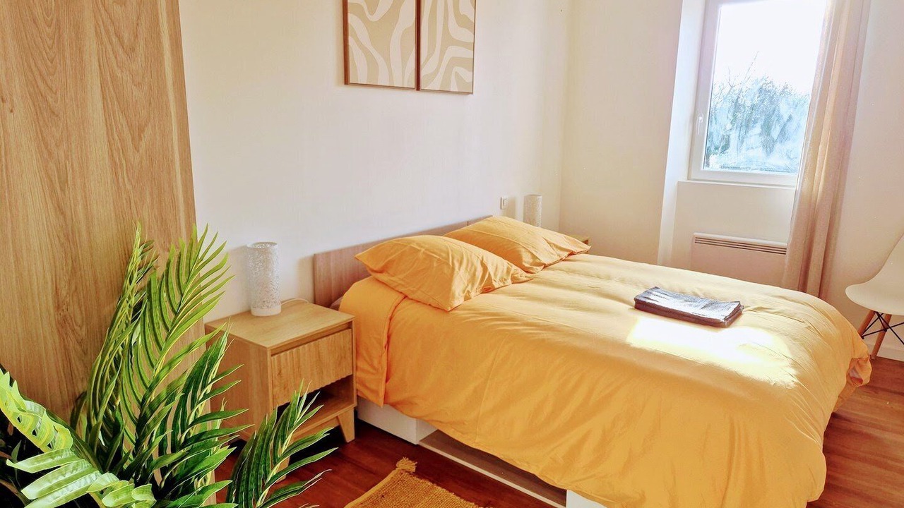 Photo of Bedroom in Saint-Amand-sur-Sevre