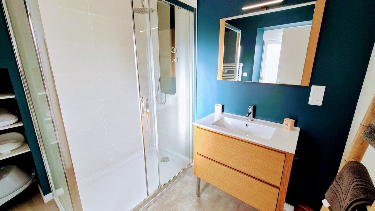 Photo of Bathroom in Saint-Amand-sur-Sevre