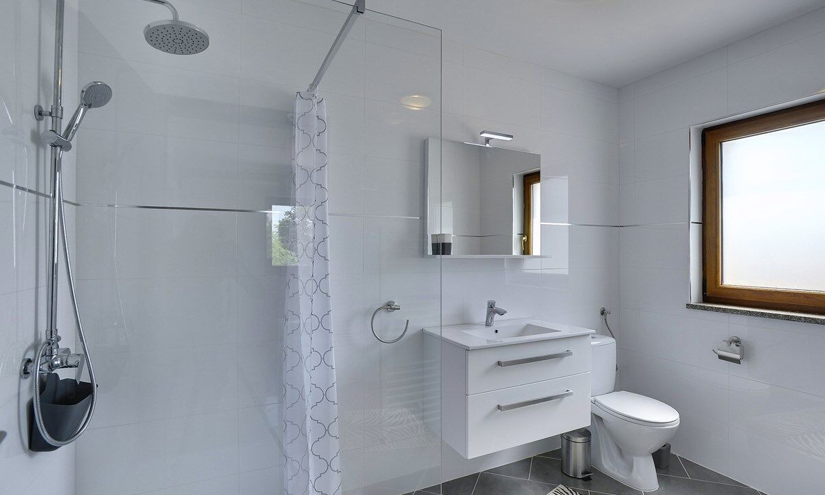Photo of Bathroom in Karojba