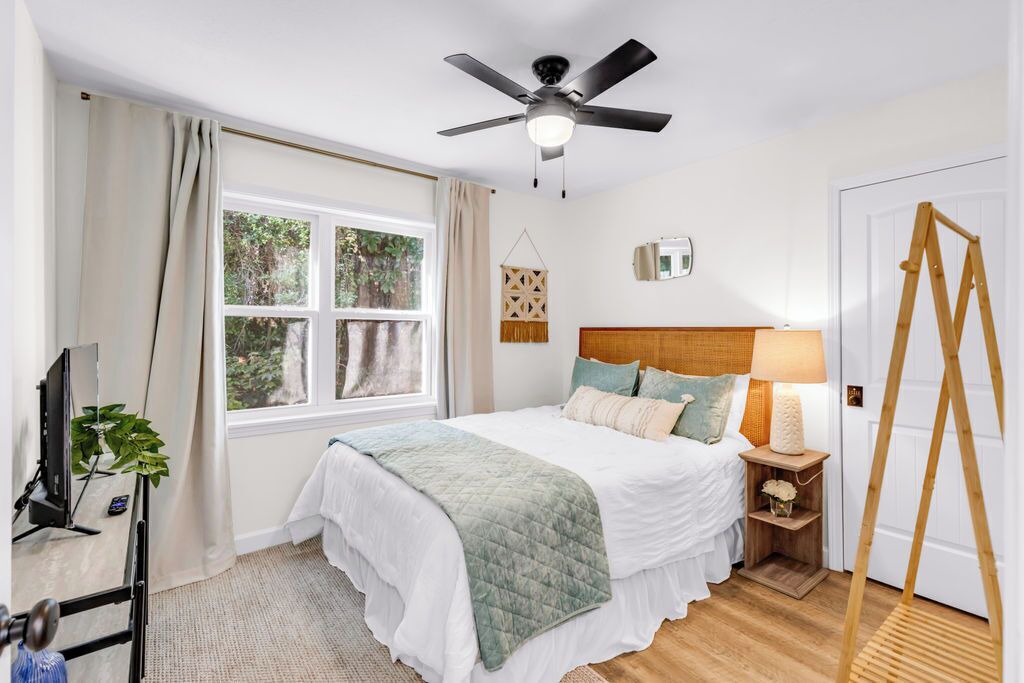 Photo of Bedroom in Biloxi