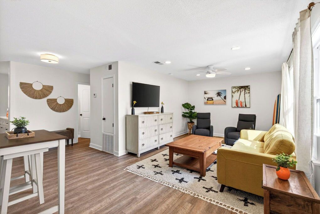 Photo of Livingroom in Biloxi
