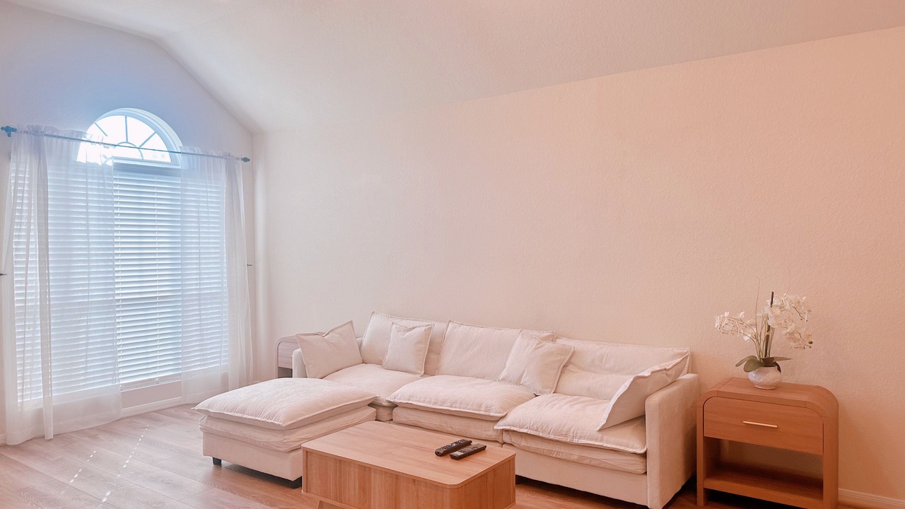 Photo of Livingroom in Cypress
