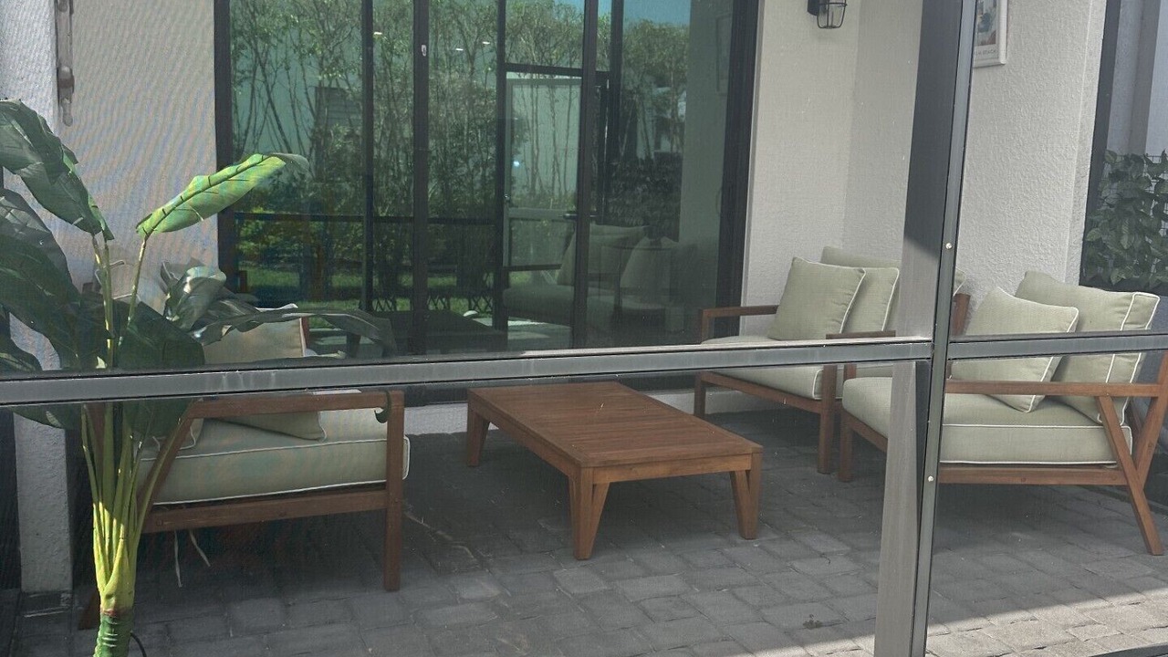 Photo of Outdoor in Naples