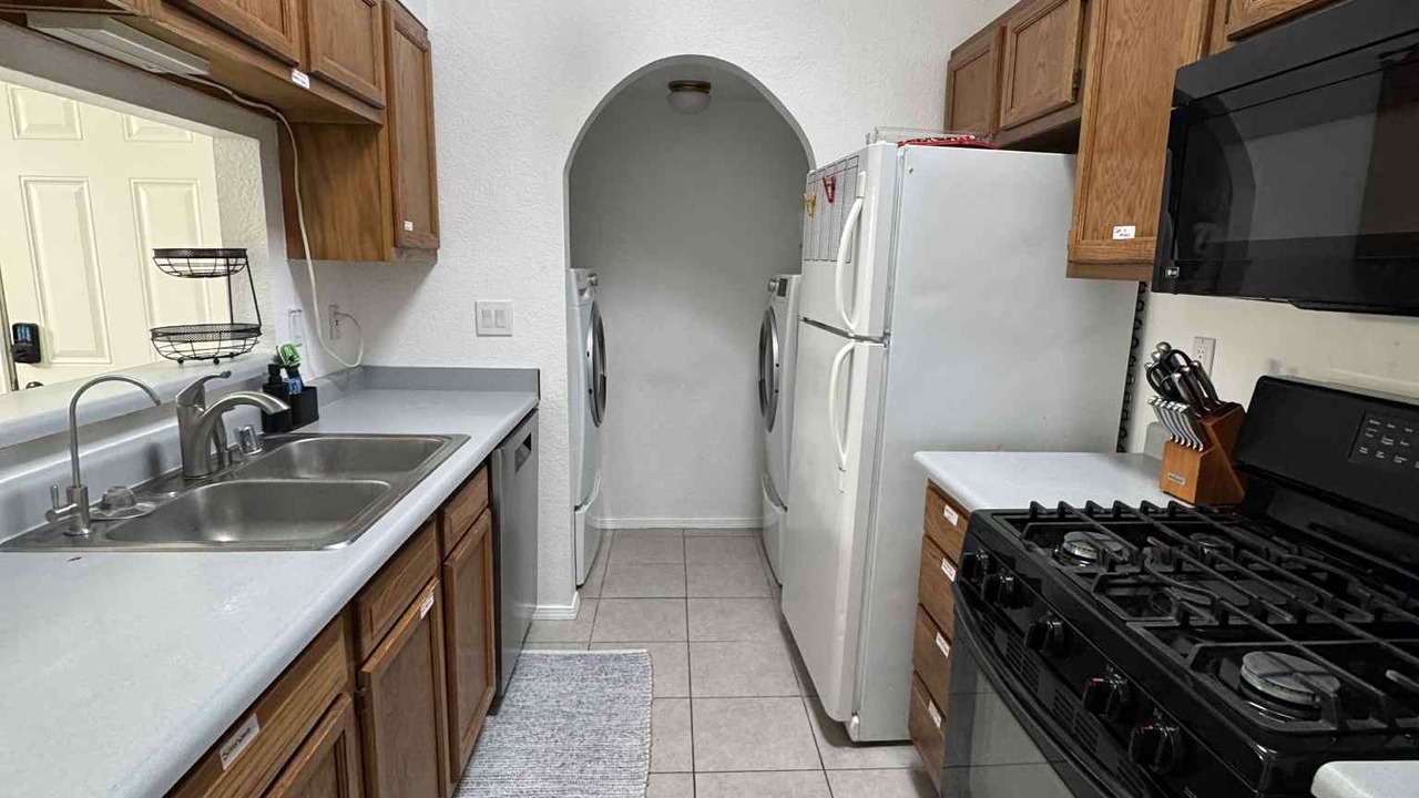 Photo of Kitchen in Taylor Ranch