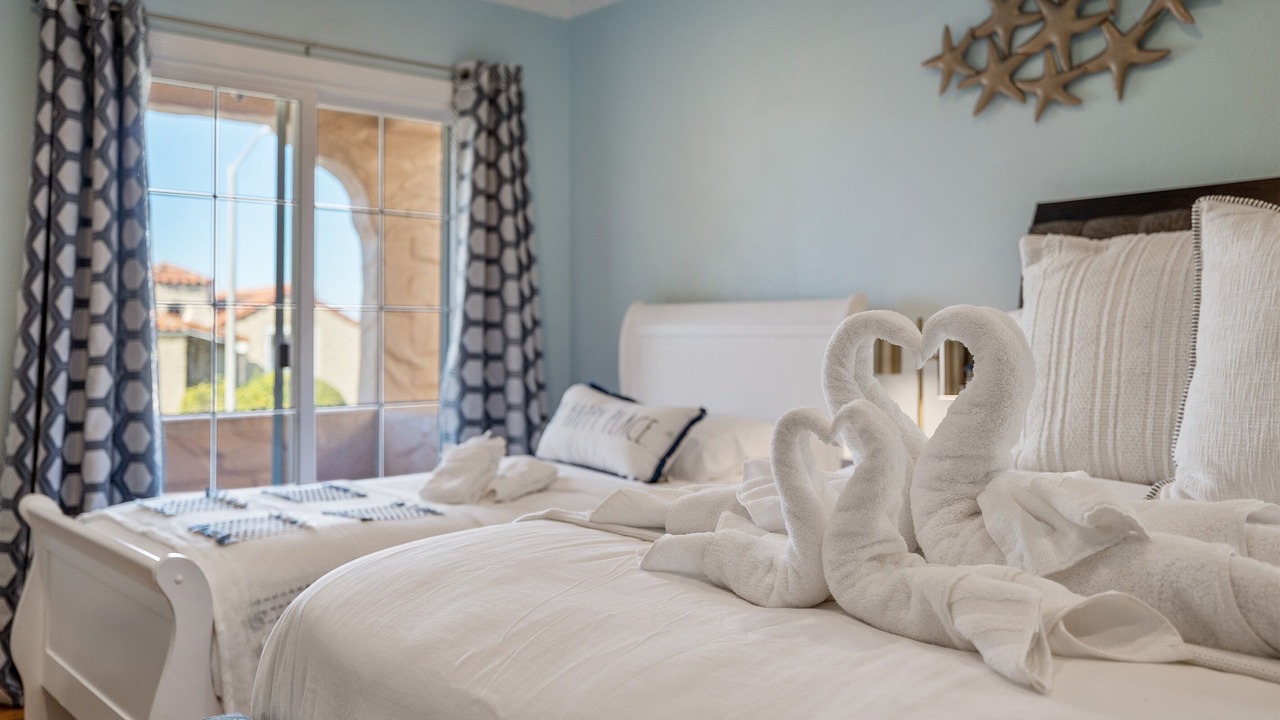 Photo of Bedroom in Merced Manor