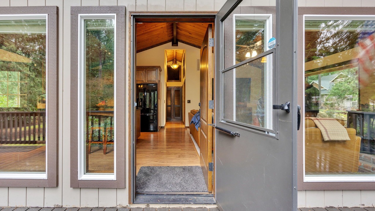 Photo of Outdoor in Marmot