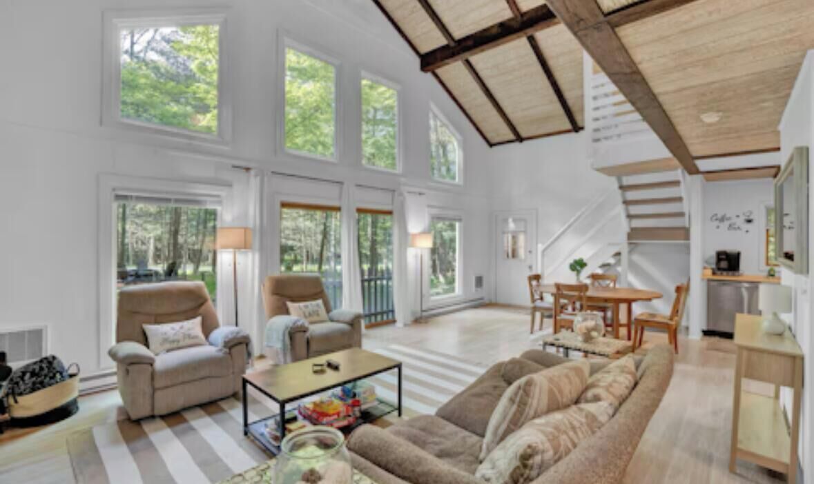 Photo of Livingroom in Gouldsboro