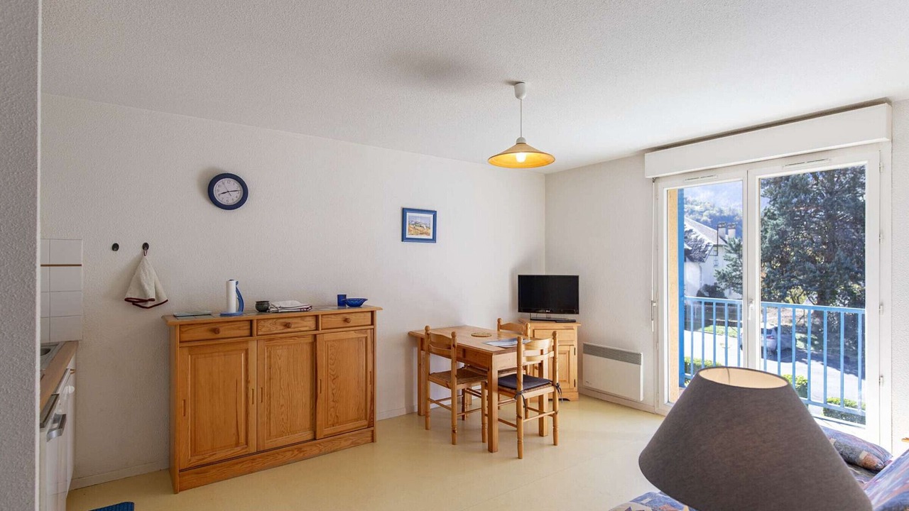 Photo of Livingroom in Esquieze-Sere