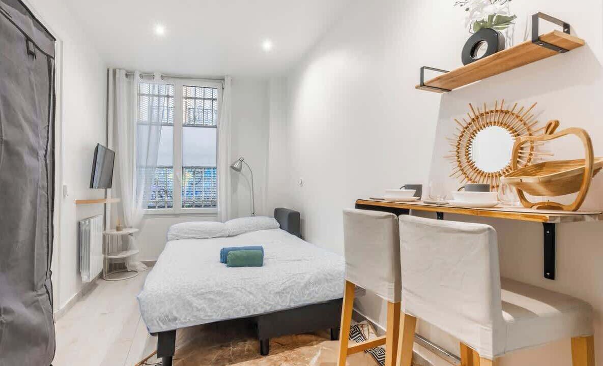 Photo of Bedroom in Clignancourt