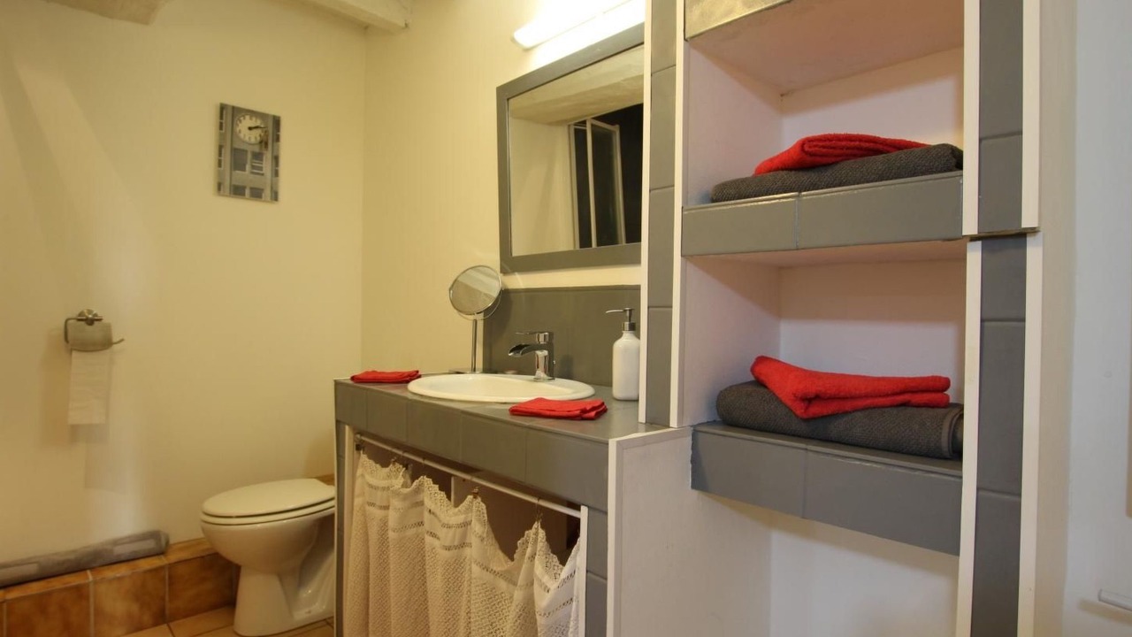 Photo of Bathroom in Saint-Laurent-de-Terregatte