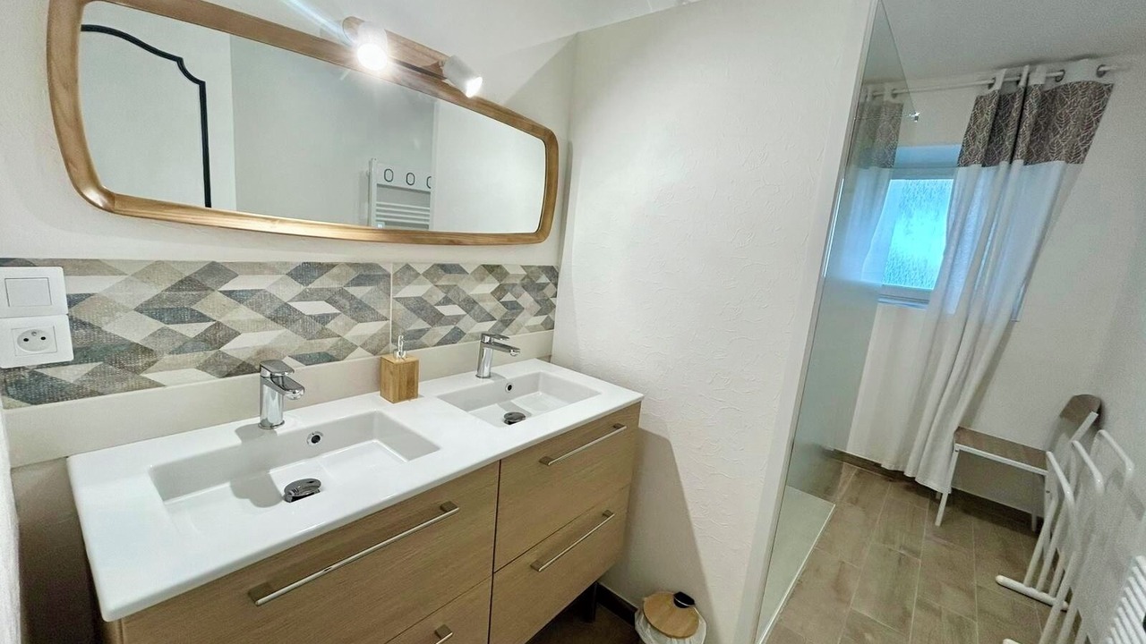 Photo of Bathroom in Sainte-Maure-de-Touraine