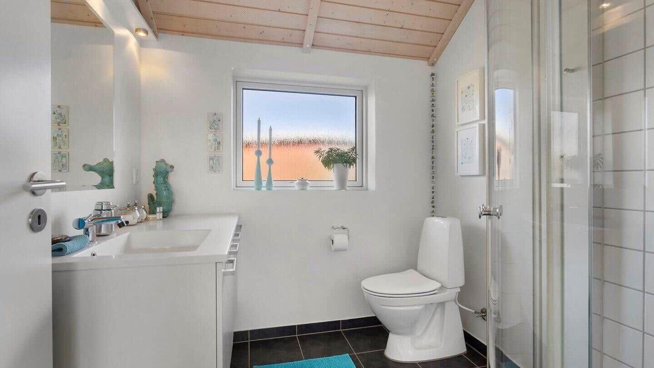 Photo of Bathroom in Frederikshavn