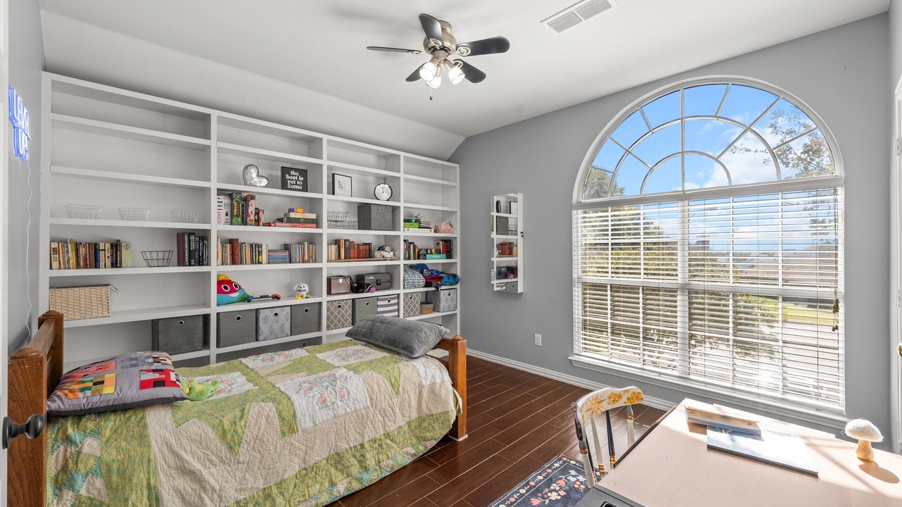 Photo of Bedroom in Hurst