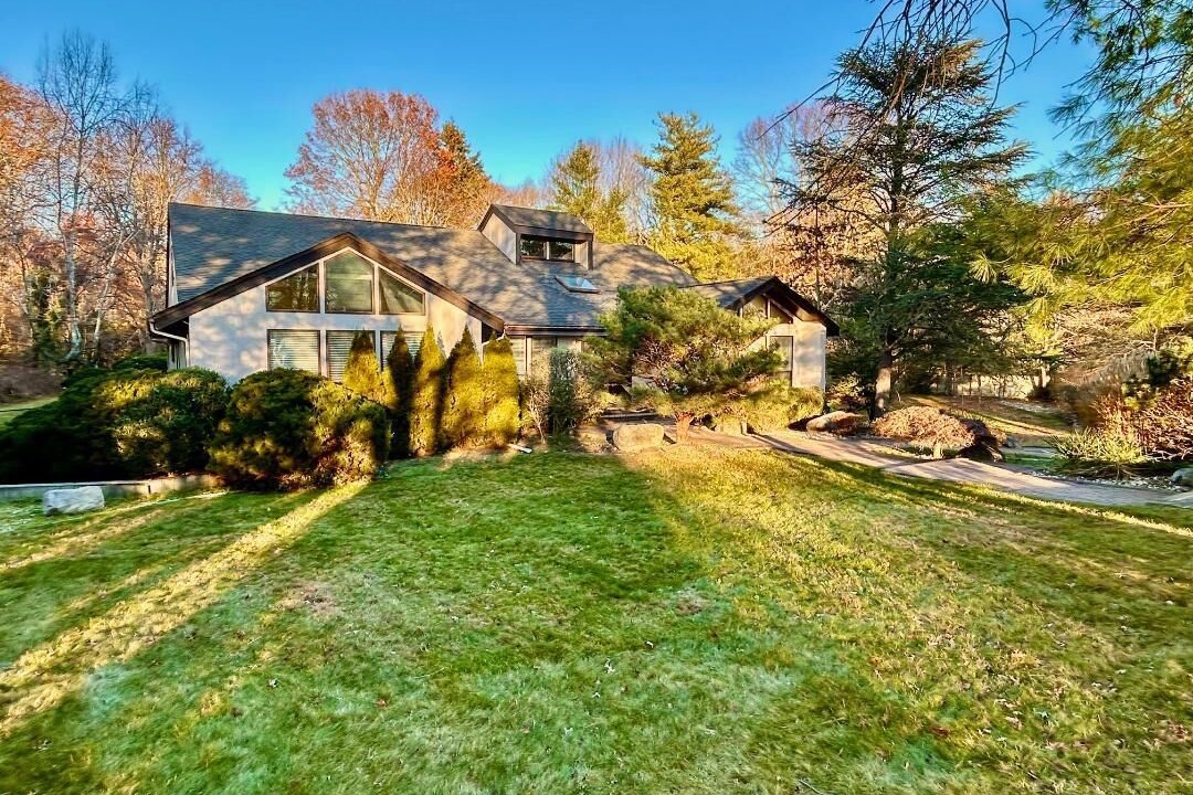 Photo of Outdoor in Dix Hills