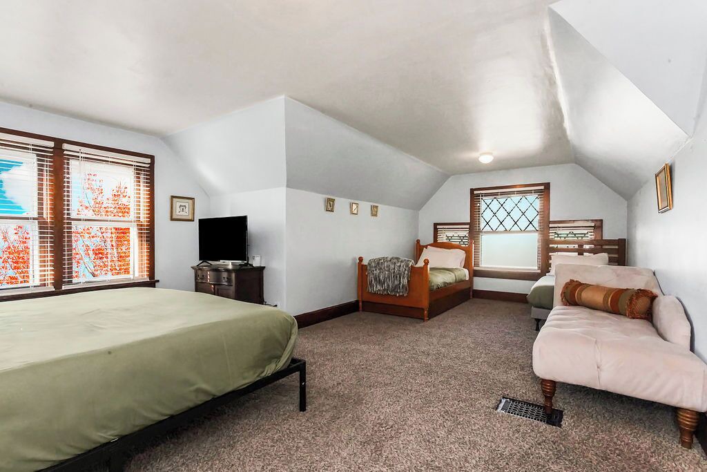 Photo of Bedroom in Grandview