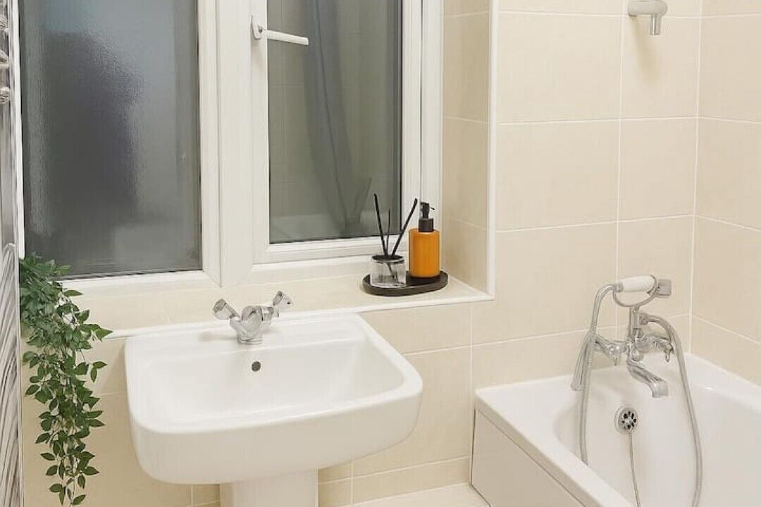 Photo of Bathroom in Lansbury