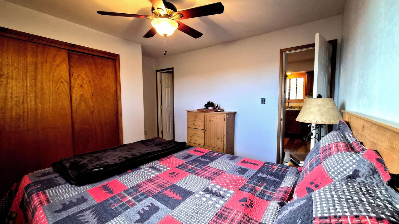 Photo of Bedroom in Ruidoso