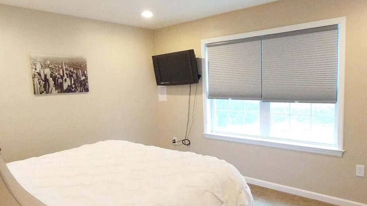 Photo of Bedroom in Highland Falls
