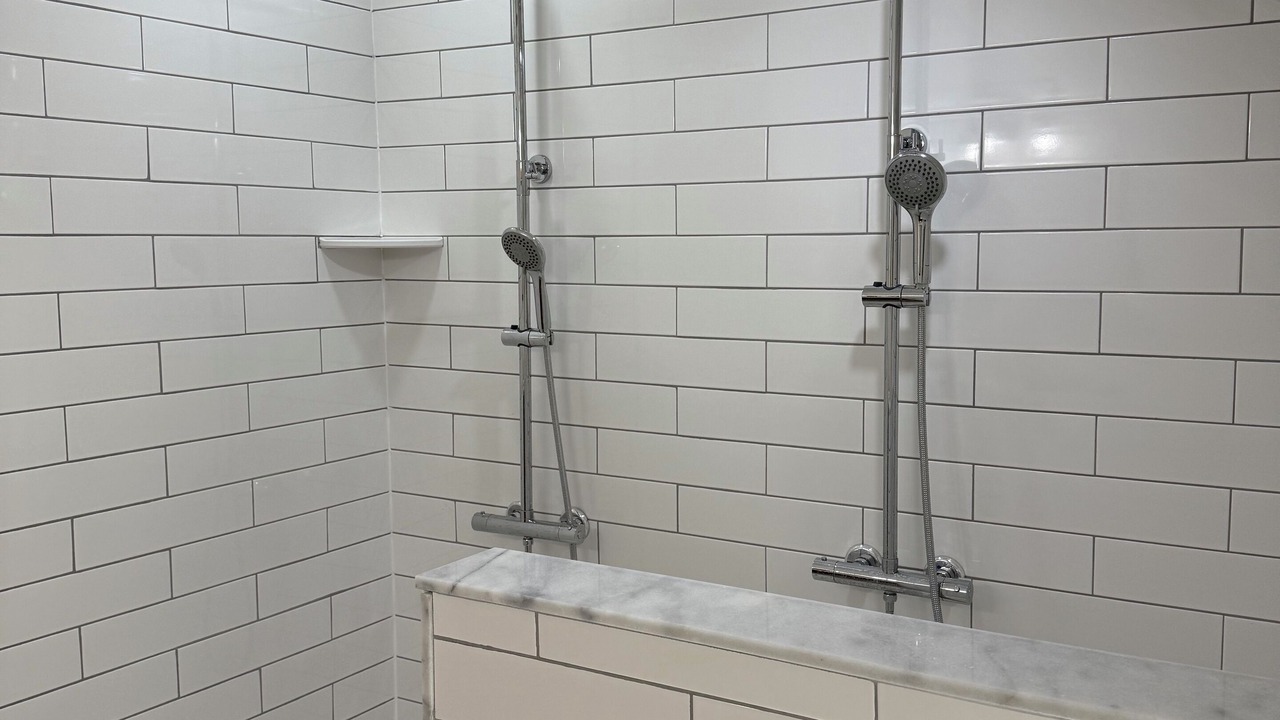 Photo of Bathroom in De Peyster