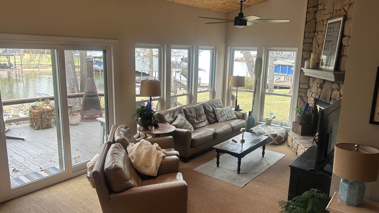 Photo of Livingroom in Tool