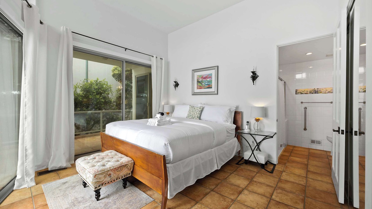 Photo of Bedroom in Western Malibu