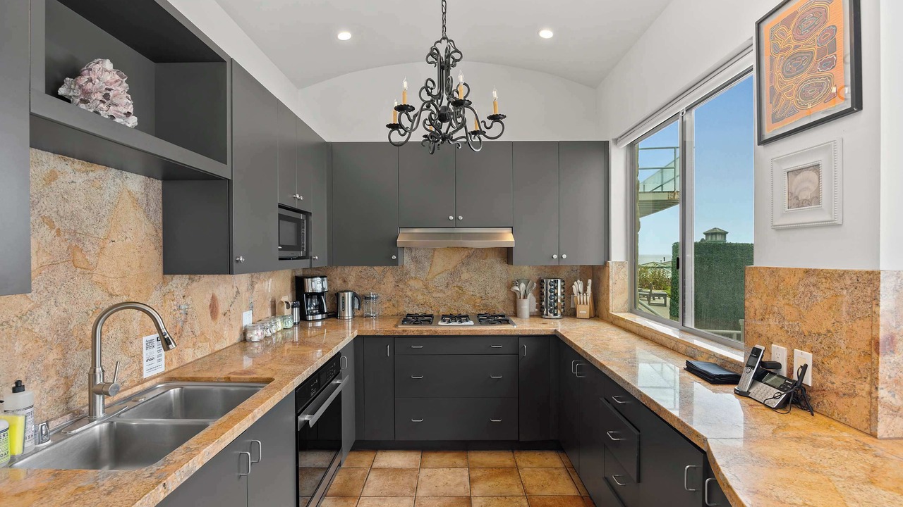 Photo of Kitchen in Western Malibu