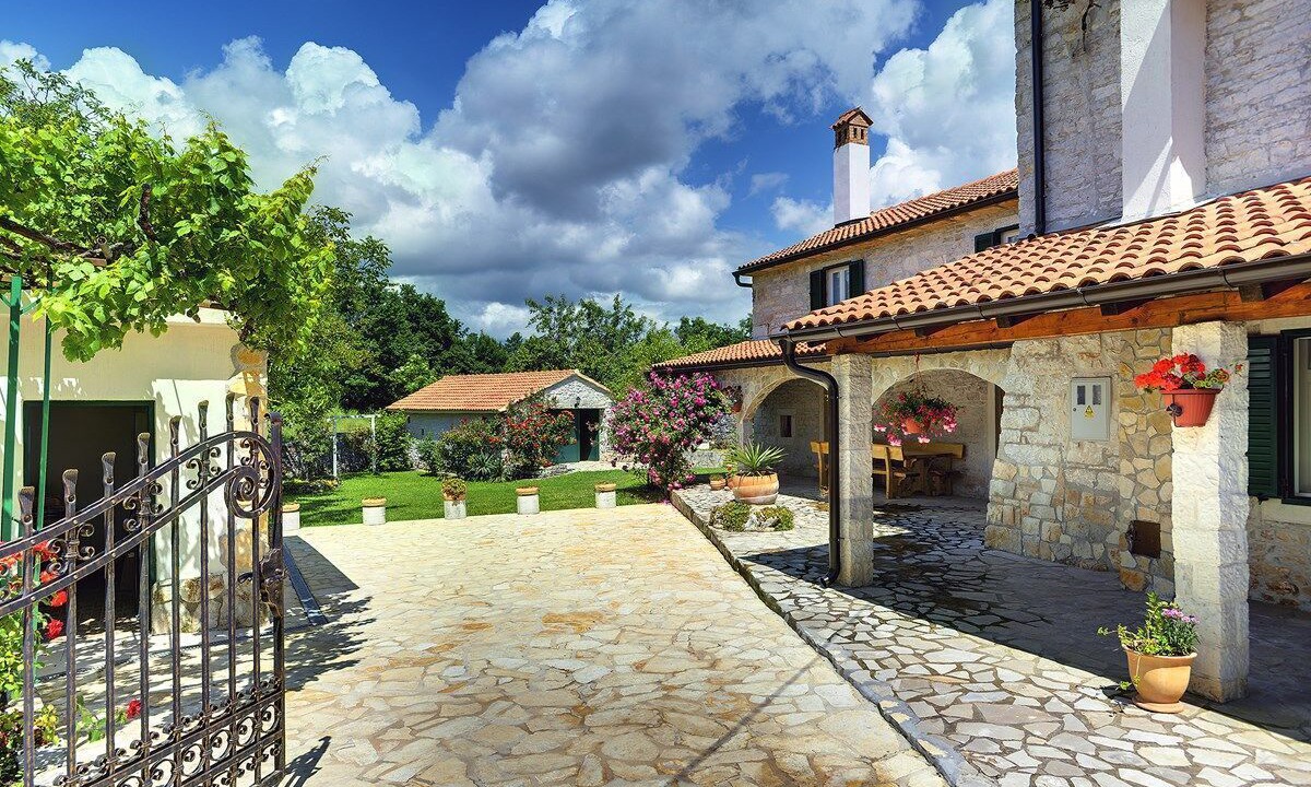 Photo of Patio Balcony in Rojnici