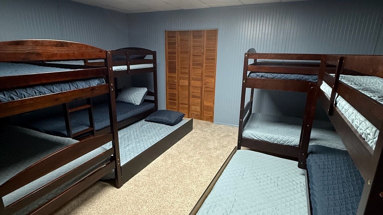 Photo of Bedroom in Roseland