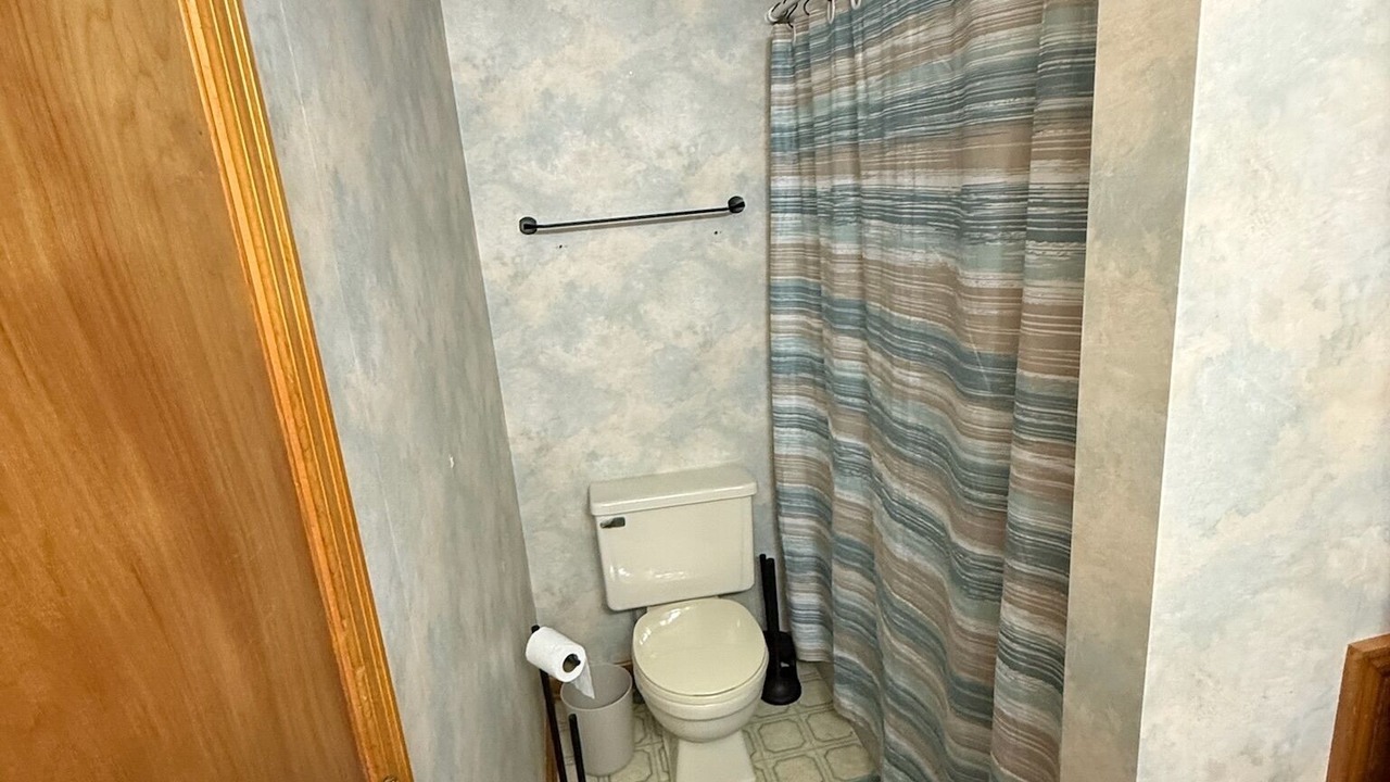 Photo of Bathroom in Roseland