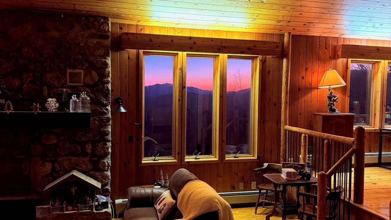 Photo of Livingroom in Roseland