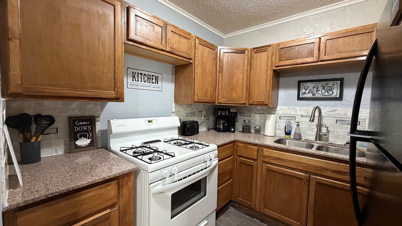 Photo of Kitchen in Elmwood Area