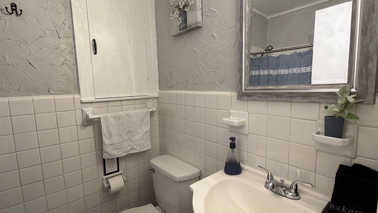 Photo of Bathroom in Elmwood Area