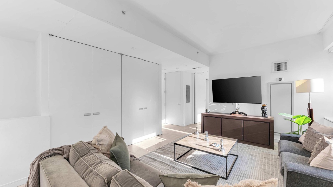 Photo of Livingroom in Central New York City