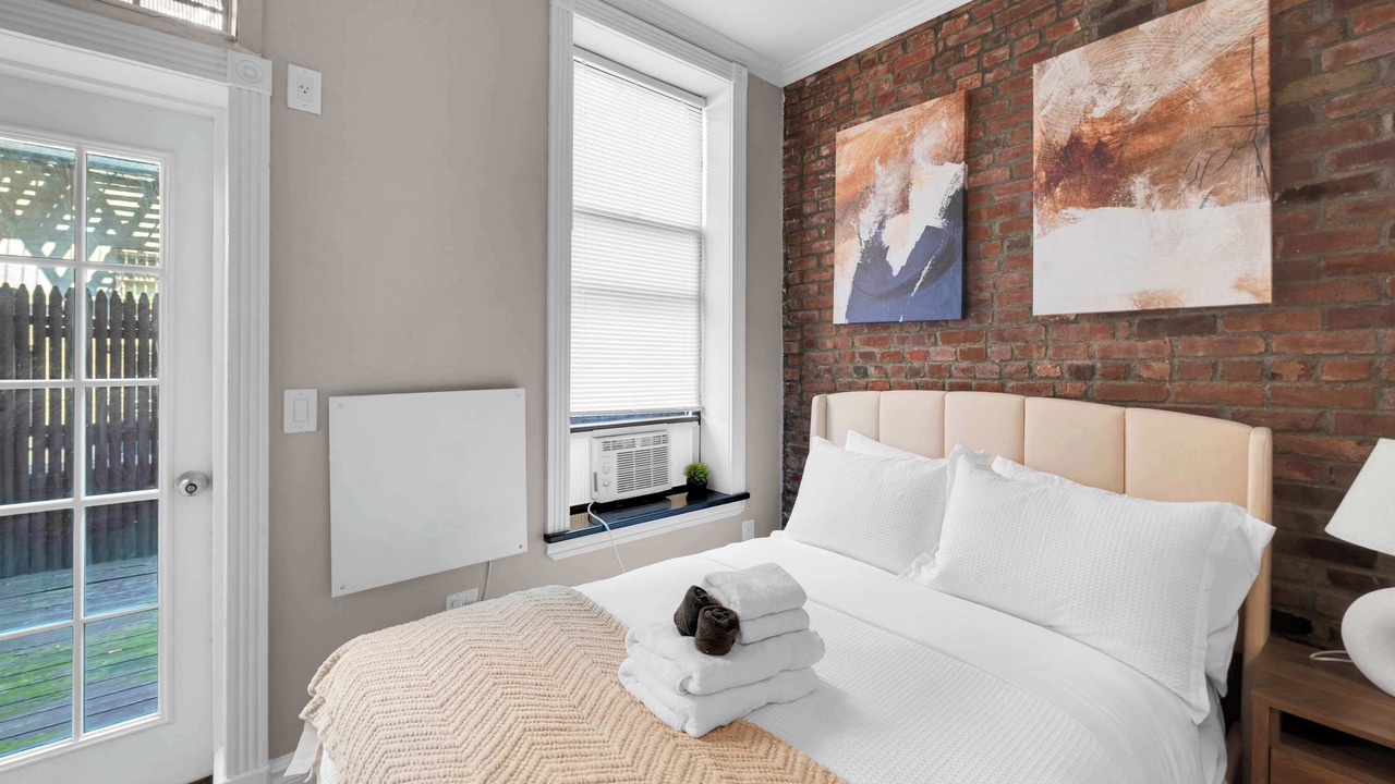 Photo of Bedroom in Lower East Side