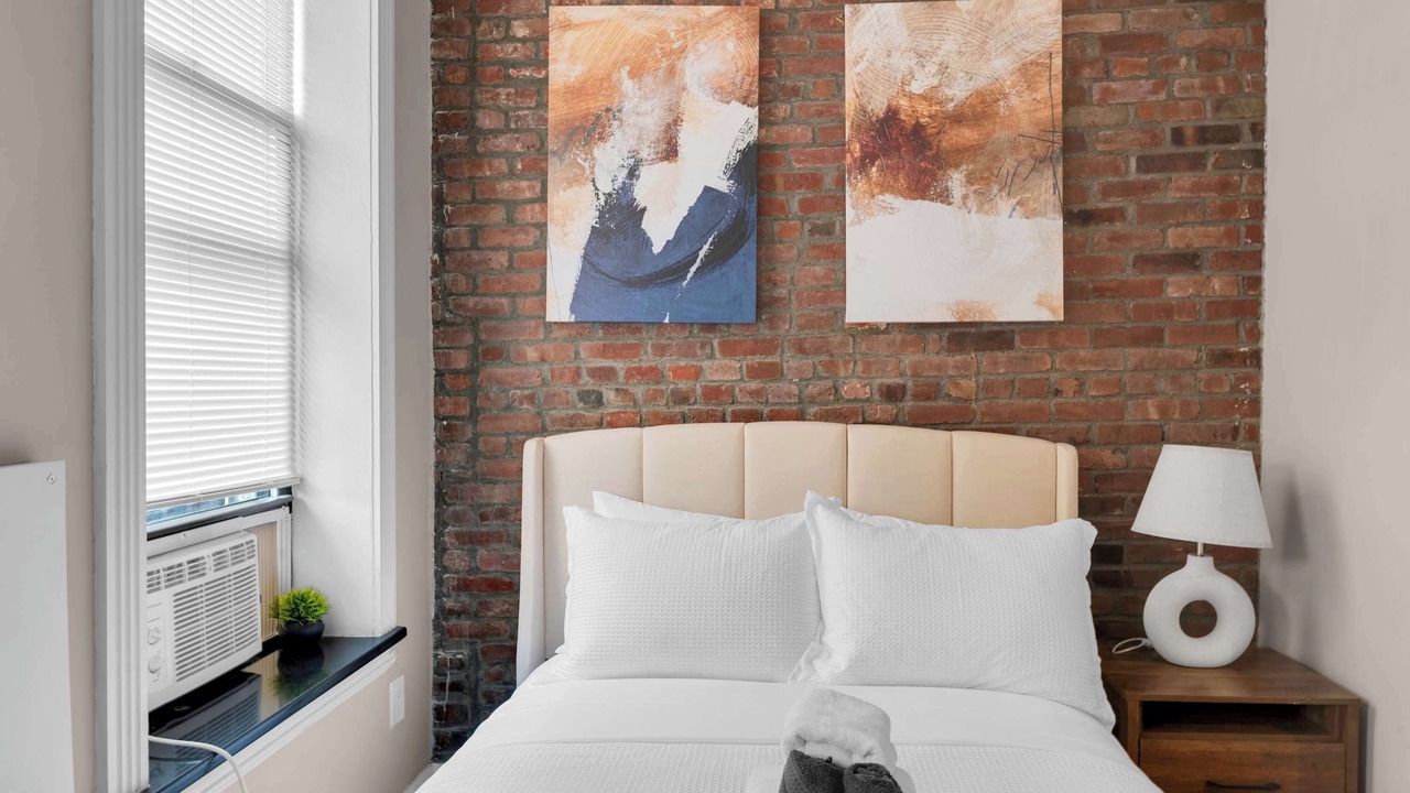 Photo of Bedroom in Lower East Side