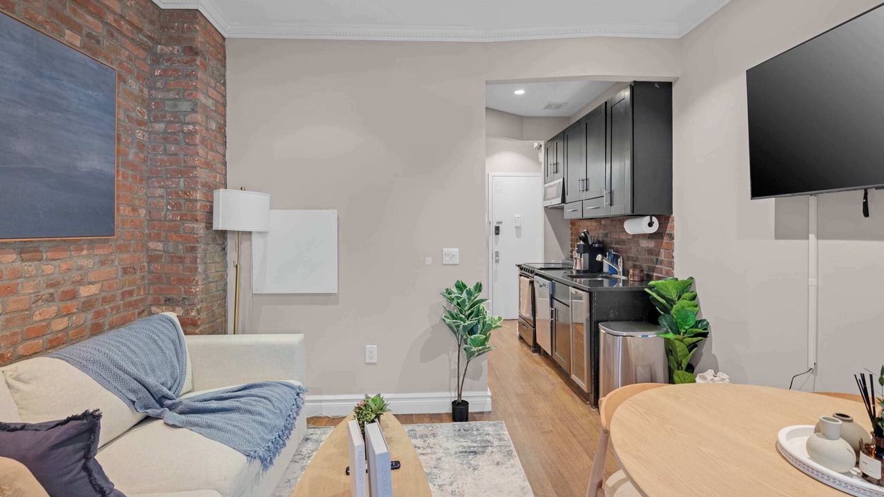 Photo of Livingroom in Lower East Side