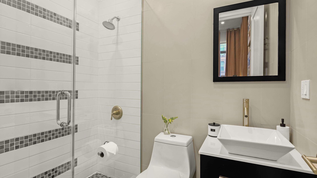 Photo of Bathroom in East Harlem