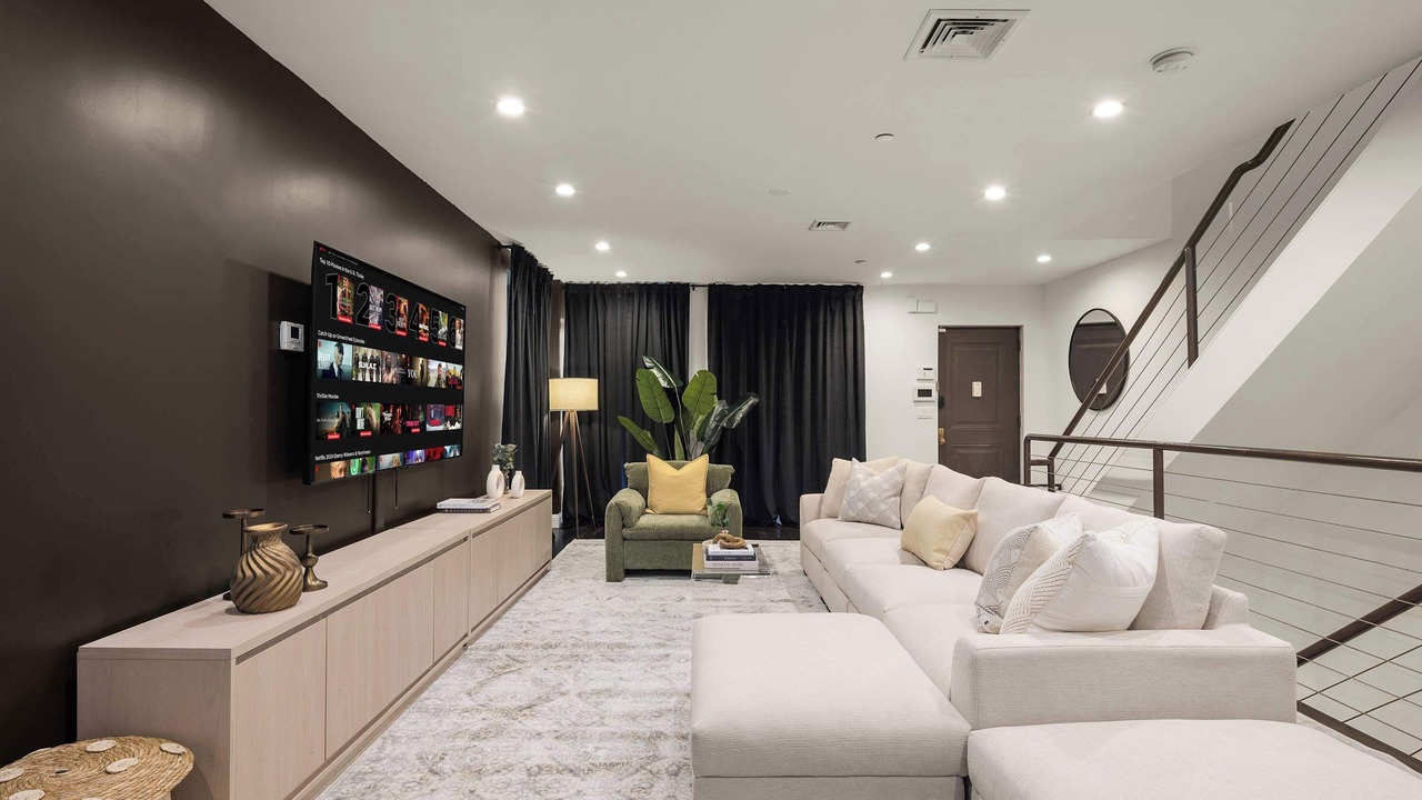 Photo of Livingroom in East Harlem