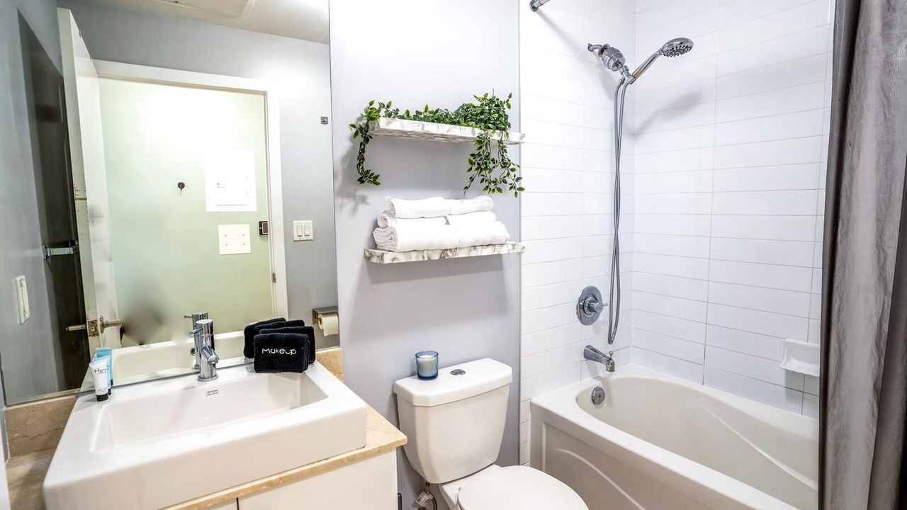 Photo of Bathroom in Downtown Toronto