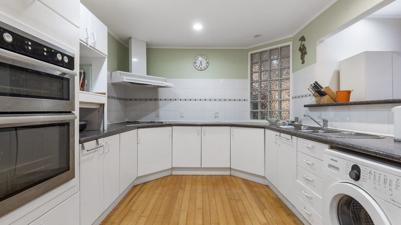 Photo of Kitchen in Birkenhead