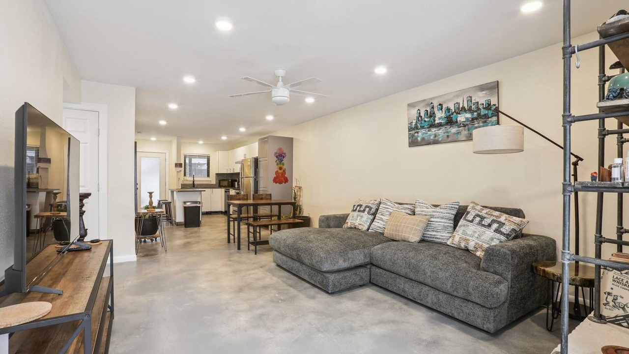 Photo of Bedroom in North Loop