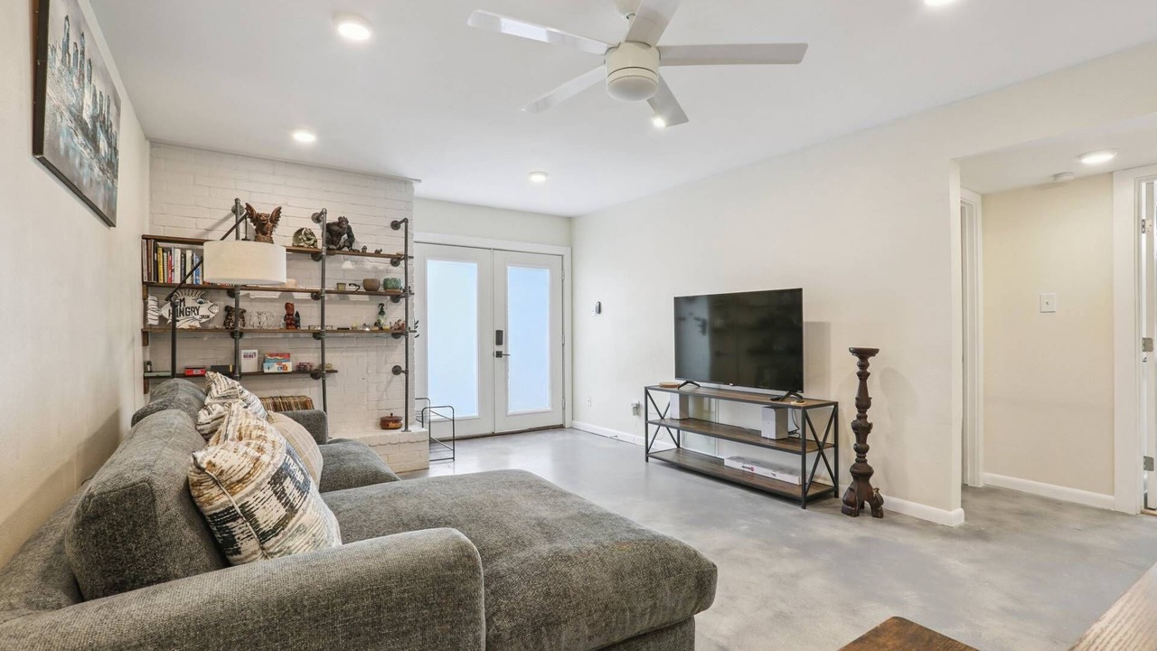 Photo of Bedroom in North Loop