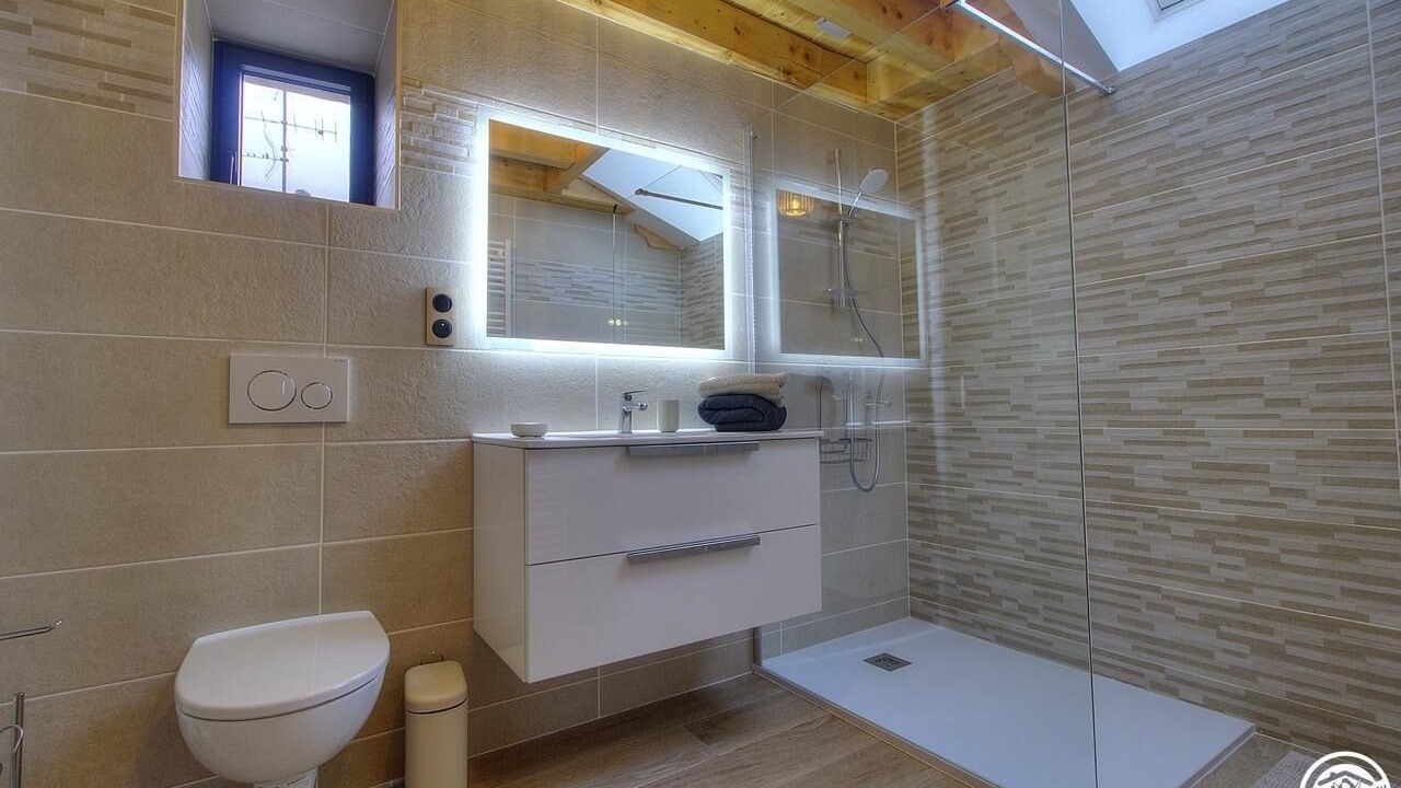 Photo of Bathroom in Corbonod