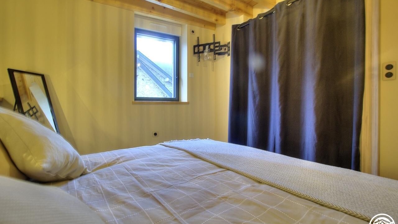 Photo of Bedroom in Corbonod